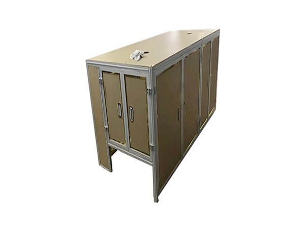 铝型材机柜的台面用什么板